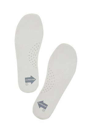Pair of white shoe insoles with small ventilation holes and gray arrows labeled "vertbaudet" and size 31 printed on them.