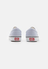 Vans CLASSIC SLIP-ON UNISEX - Įmautiniai batai - color theory/halogen blue