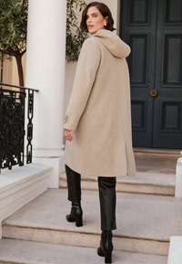 Love & Roses HOODED DUFFLE - Klasický kabát - camel