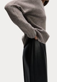 Marks & Spencer Sweter
