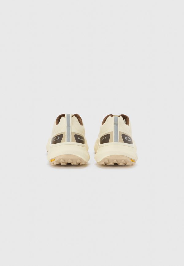 LIGHT BREATH - Trainers2