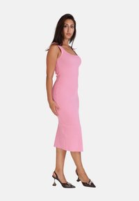 Elara Vestido de tubo - rosa