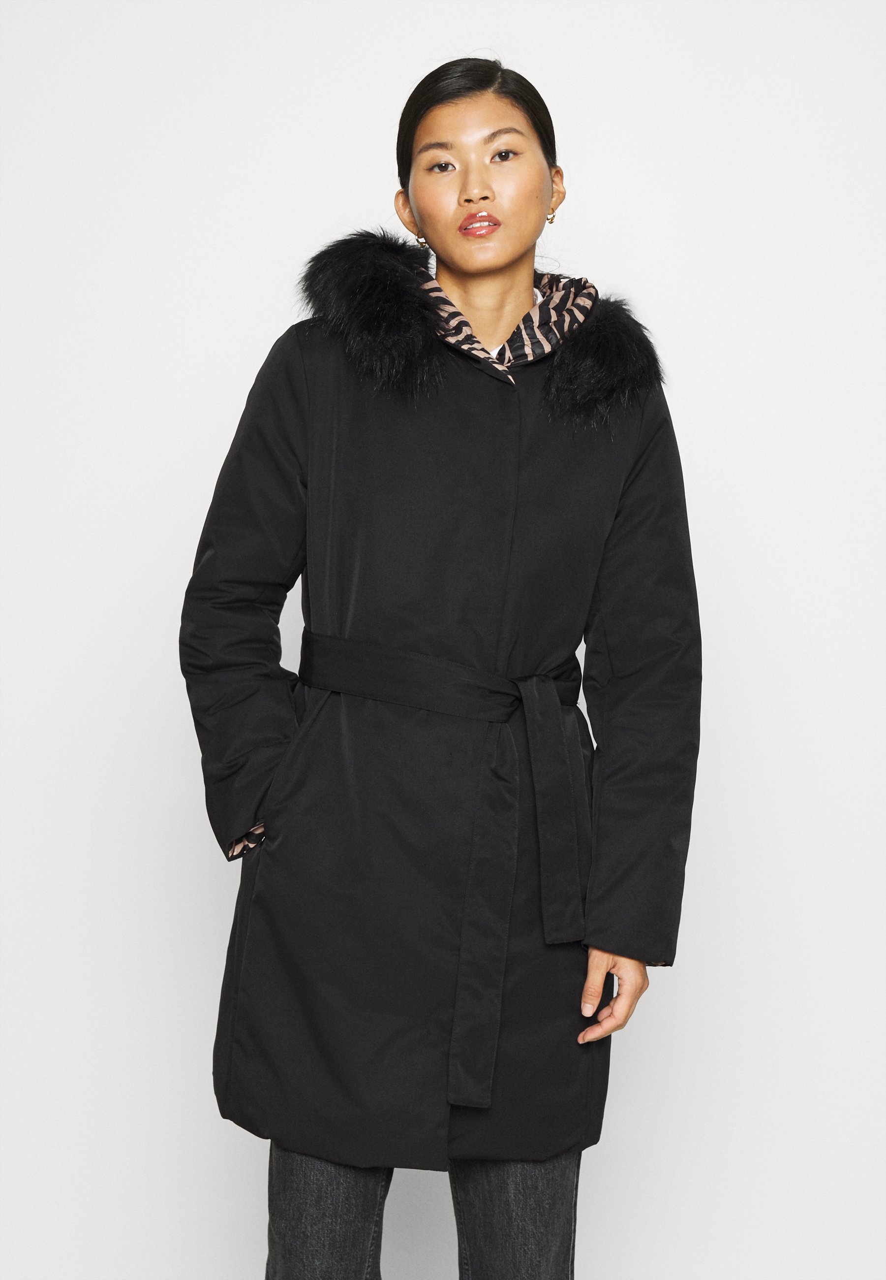 ربه منزل المستعمل سفينة حربية abrigos liu jo el corte ingles -  orlandoprimrosevillas.com