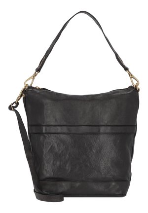 Sac à épaule en cuir noir avec fermoirs dorés, une sangle courte et une sangle longue réglable sur fond blanc.