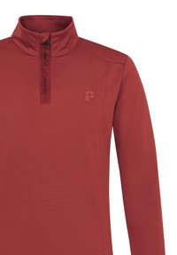 Crveni pulover s dugim rukavima i polu-zip ovratnikom, koji ima suptilan teksturirani uzorak i mali logo na prsima. Napravljen od glatkog, rastezljivog materijala.