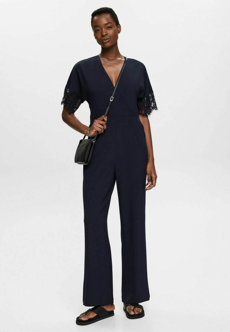 Esprit Collection MIT WEITEM BEIN UND SPITZENÄRMELN Jumpsuit navy/dunkelblau Zalando.at