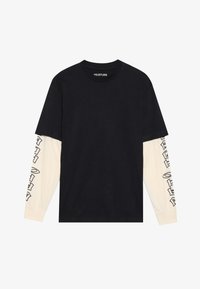 Kijelölve, black/white