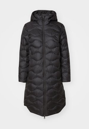 Svart pufferjacka med huva, med ett kviltat mönster, full dragkedja framtill och sidofickor. Lätt och knälång design.
