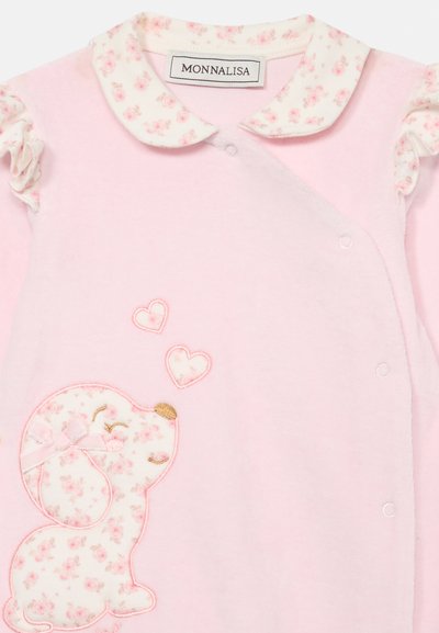 Rosa Babykombination mit einem blumenmusterverzierten Kragen, Rüschensleeves und einem gestickten Hund mit Herzen. Weicher Stoff mit Druckknopfverschluss.