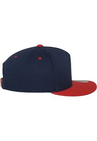 Flexfit Kšiltovka - nvy/red