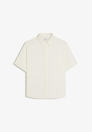 Off-white kortærmet skjorte med knapper, spids krave og et diskret prægget mønster på venstre brystlomme.