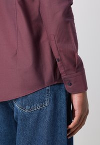 BOSS HANK KENT - Ing - dark red