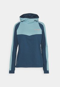 Huvtröja med lång ärm i mörk marinblå och ljusblå, med en chevron-design på bröstet och en logotyp i kontrasterande färg. Blandat bomullsmaterial.