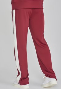 SIKSILK CREST - Tracksuit bottoms - burgundy