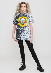 Paradiso Clothing GUNS N' ROSES CLASSIC BAND LOGO DIP DYE - Print T-shirt - white