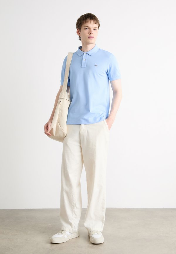 SLIM SHIELD - Polo shirt - hellblau4