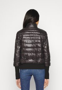 Patrizia Pepe Dunjakker - black