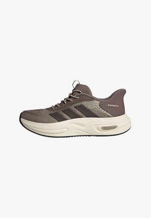 Scarpa da corsa Adidas marrone e beige con ammortizzazione RAPIDFIT e Cloudfoam, su sfondo bianco, vista laterale.