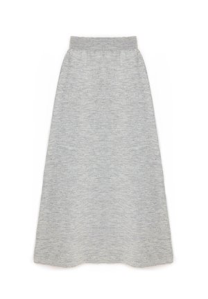Falda de punto gris con cinturilla elástica, forma en A y textura suave. Presenta un corte a medio largo y sin patrones ni acentos visibles.