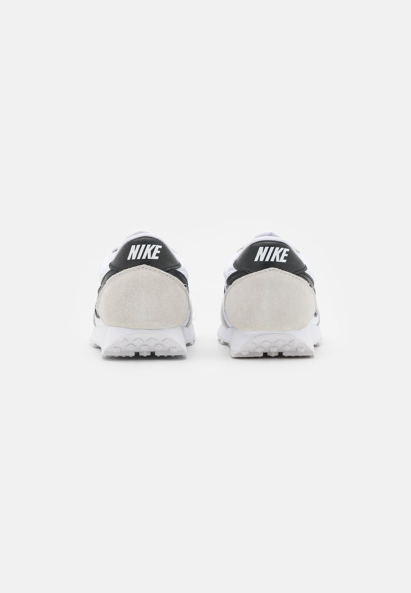 Damen Sneaker low | Nike Sportswear DAYBREAK Sneaker low white/black/summit white/weiß - TU63583 Damen Sneaker low | Nike Sportswear DAYBREAK Sneaker low white/black/summit white/weiß - TU63583