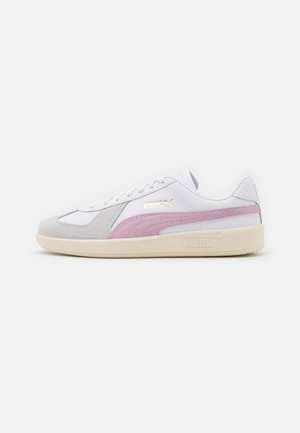 ARMY TRAINER  - Edzőcipő - off white pink