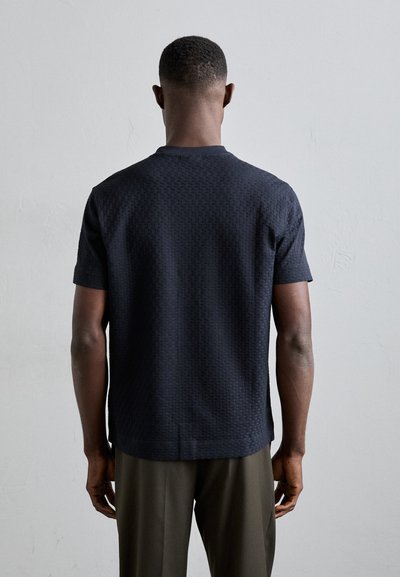 Emporio Armani Základné tričko - navy