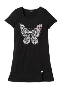 Abito t-shirt nero caratterizzato da un design di farfalla con accenti bianchi e rosa, maniche corte e spacchi laterali per un tocco di dettaglio in più.