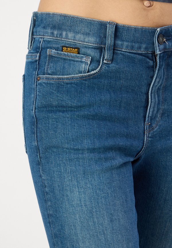 STRACE STRAIGHT - Straight leg jeans - worn in blizzard3