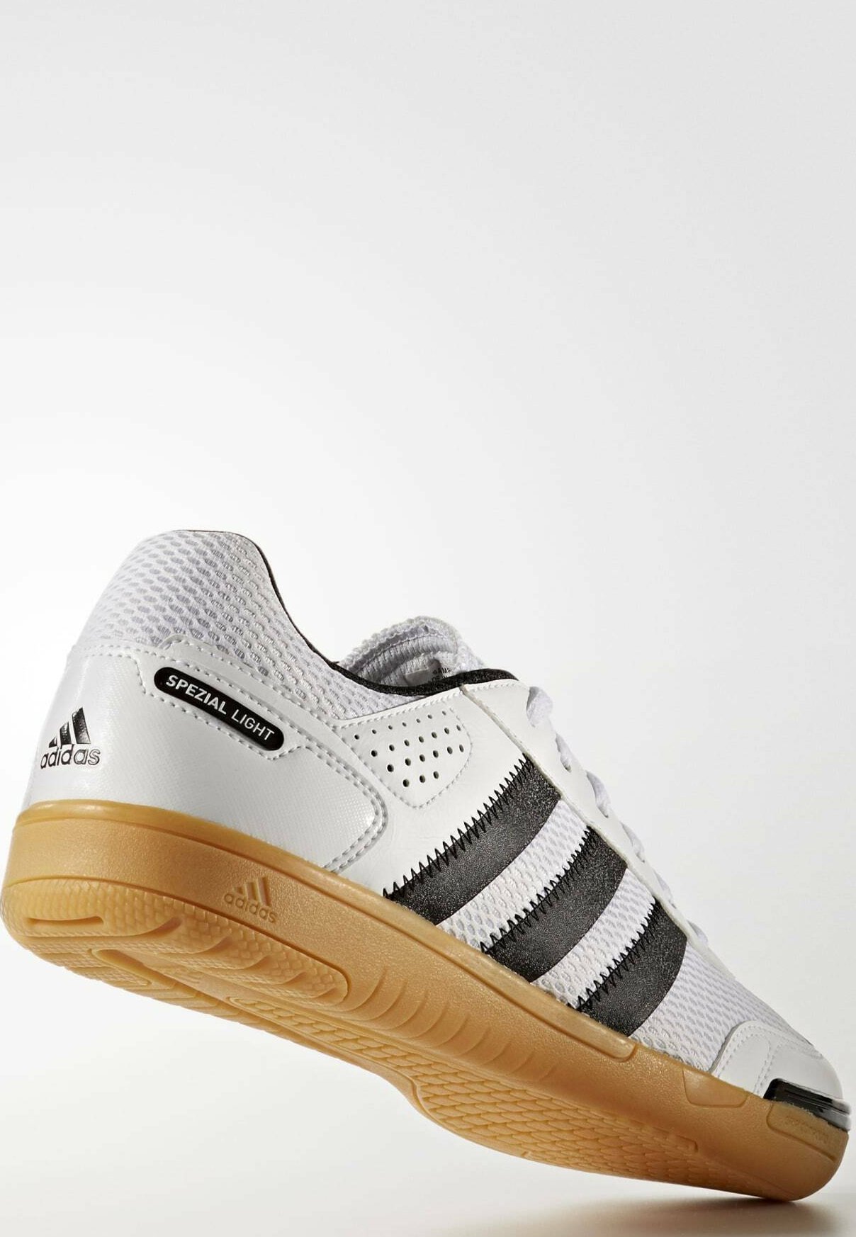 adidas Performance SPEZIAL LIGHT HANDBALL - Trainingsschoen - white/wit -  Zalando.nl