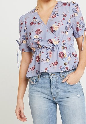 Blouse - light blue