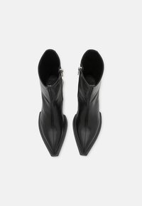 Vagabond VIVIAN - Botine clasice - black