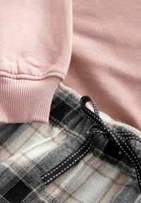 Next REGULAR FIT SET - Nattøj sæt - pink check