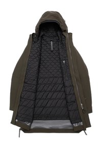 Giacca esterna verde oliva con rivestimento interno trapuntato nero, dotata di cappuccio, due tasche con zip e orlo grigio liscio.