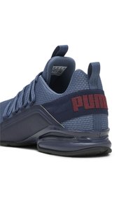 Puma AXELION REFRESH - Baskets basses - navy inky blue dark jasper/bleu ...