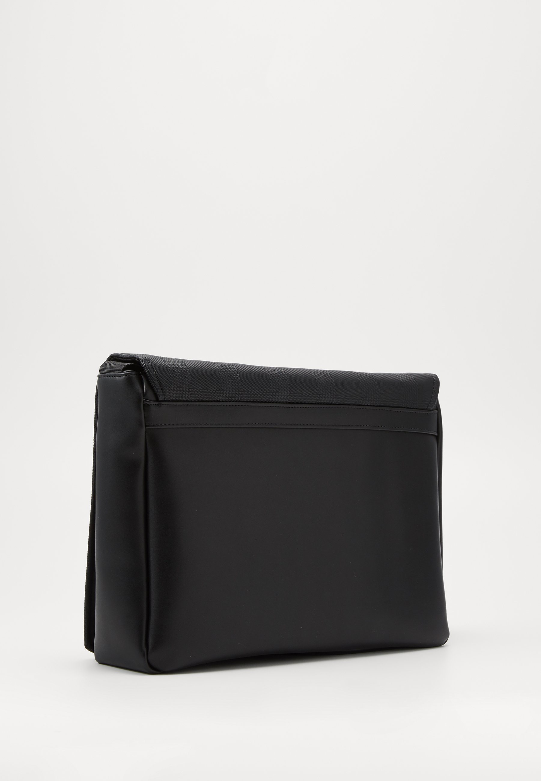 Pier One Dataveske black Zalando.no Pier One Dataveske black Zalando.no