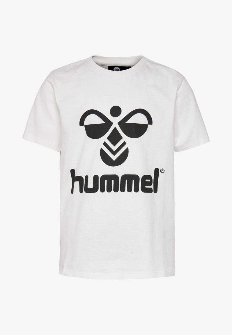 Hvid bomulds t-shirt med et fremtrædende sort grafisk logo med runde accenter og ordet "hummel" i fed, små bogstaver.