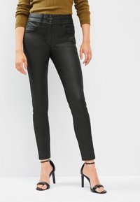 Next LIFT, STYLE AND SHAPE COATED - Blugi slim fit - black