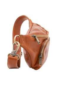 Bruine leren tas met een ronde vorm, voorzien van een opvallende ritssluiting en een afneembare schouderriem. Gladde textuur met contrasterende stiksels.