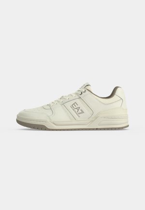 EA7 Emporio Armani, BASELINE UNISEX - Маратонки - off white/roasted cashew