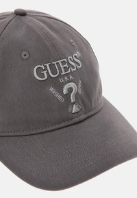 Guess Gorra - grau