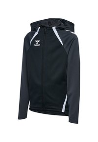 Giacca sportiva nera con zip frontale, cappuccio e pannelli bianchi. Realizzata in un tessuto texturizzato con maniche lunghe. Logo Hummel sul petto.