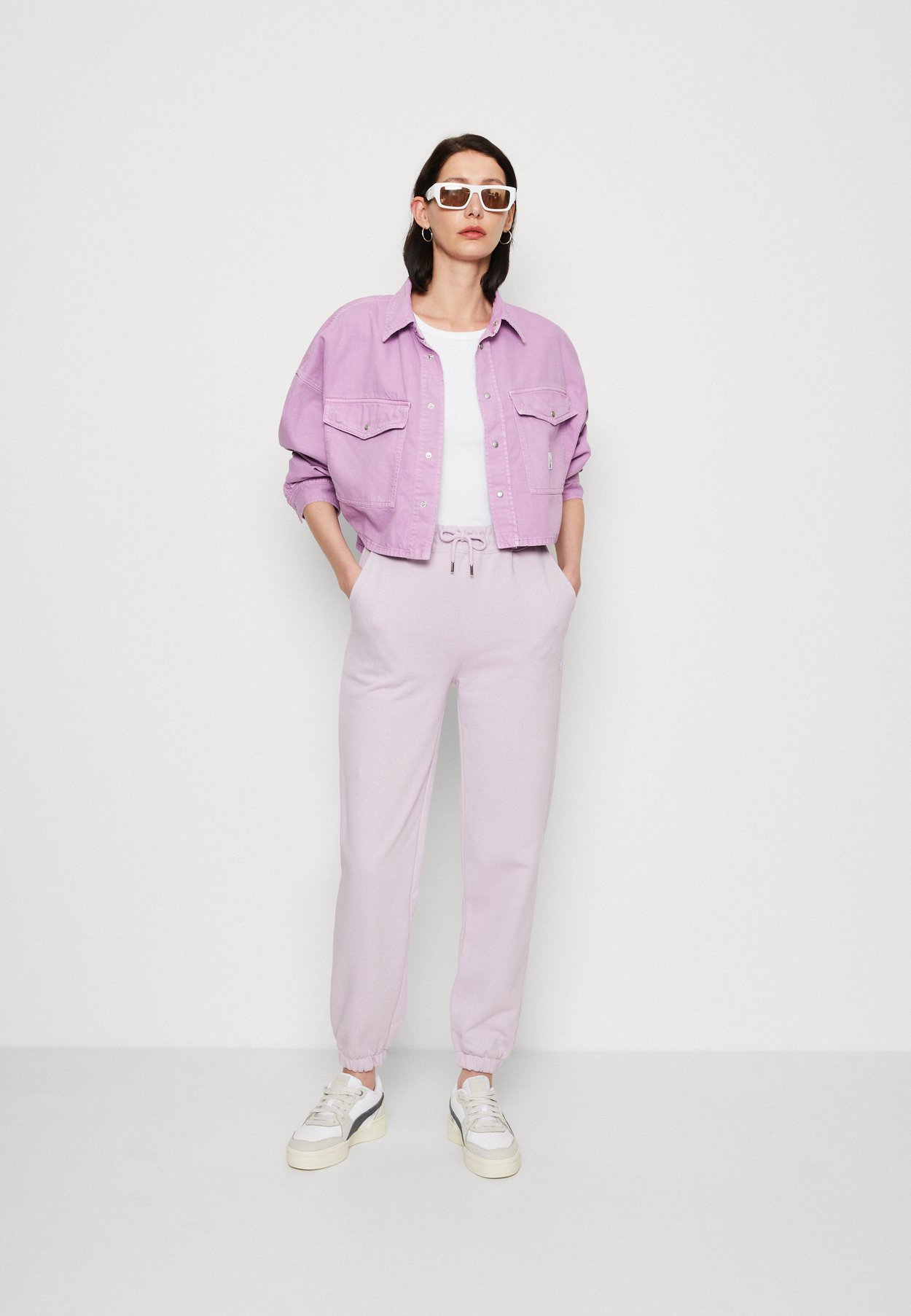 ICON ESSENTIAL PANTS