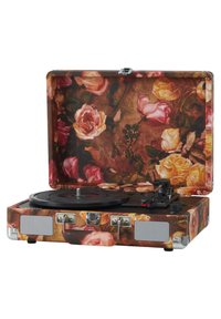 Giradischi in una custodia a fiori con rose rosa e gialle su sfondo marrone, dotato di hardware argentato e un piatto nero.