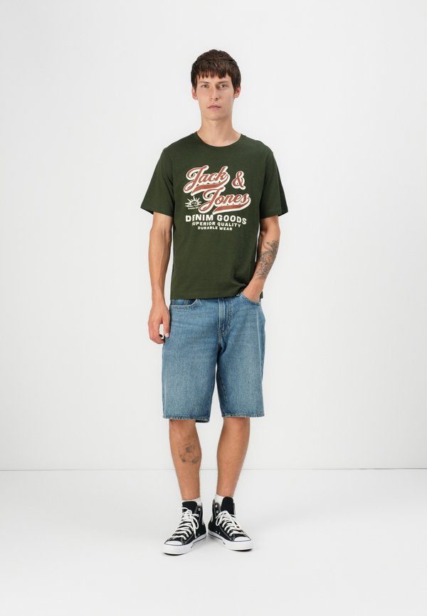 JJELOGO TEE O NECK - Print T-shirt - duffel bag2