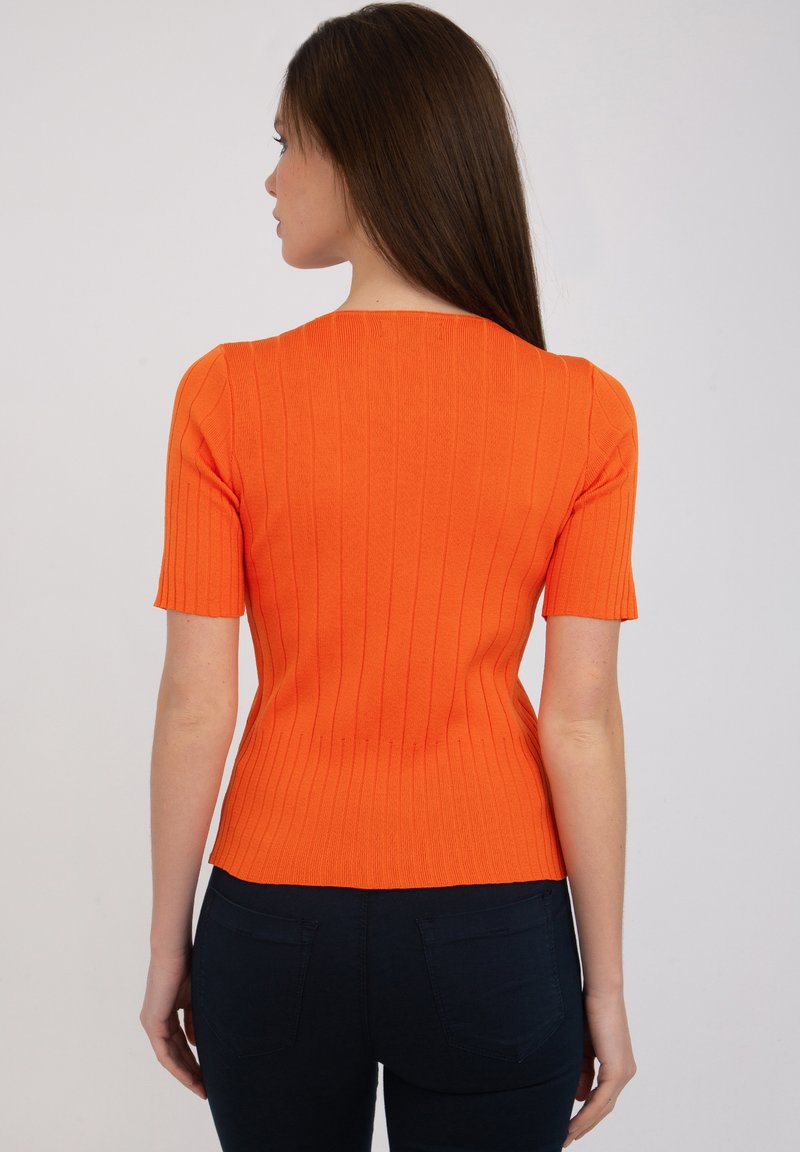Damen T-Shirts | Sir Raymond Tailor MIT V AUSSCHNITT T-Shirt basic orange - YS35473 Damen T-Shirts | Sir Raymond Tailor MIT V AUSSCHNITT T-Shirt basic orange - YS35473