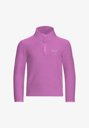 Felpa viola in pile con collo alto, zip anteriore a quarto e maniche lunghe. Presenta il logo "Jack Wolfskin" sul petto. Texture liscia.