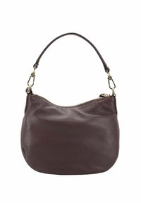 Bolso de mano de cuero burdeos con textura granulada, forma curva, asa única y un cierre dorado en la parte superior. Los detalles incluyen herrajes dorados.