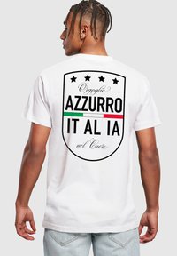 Mister Tee - AZURRO ITALIA CREST - Print T-shirt - white Thumbnail Image 1