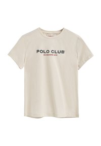 Kremowa bawełniana koszulka z krótkim rękawem i okrągłym dekoltem. Na przodzie znajduje się napis "POLO CLUB" oraz "ZAŁOŻONA W 2012" w kontrastowych kolorach.