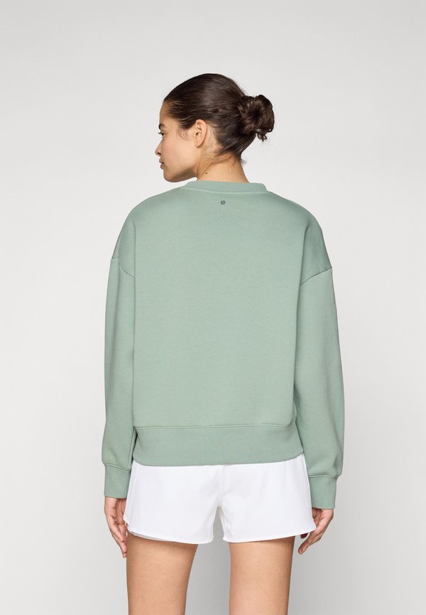 BOYFRIEND - Sweatshirt2